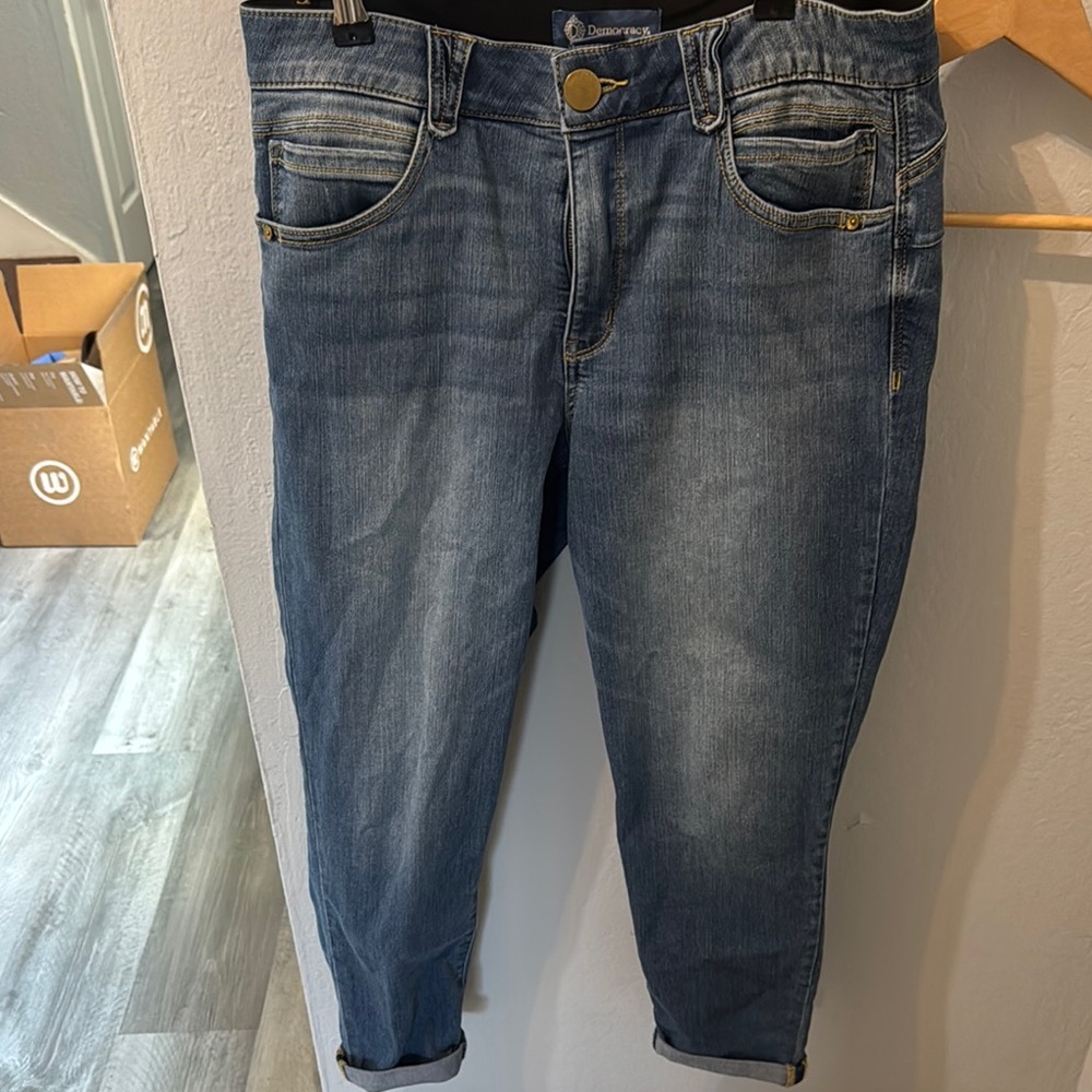 Democracy Women’s Blue Jeans